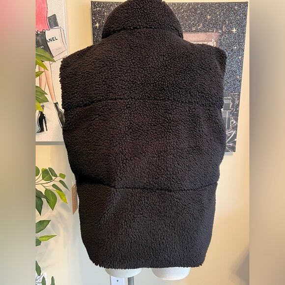 NWT BearPaw Womens Black Sherpa Faux Leather Full Zip Cozy Shearling Vest Sz XL - Picture 7 of 9